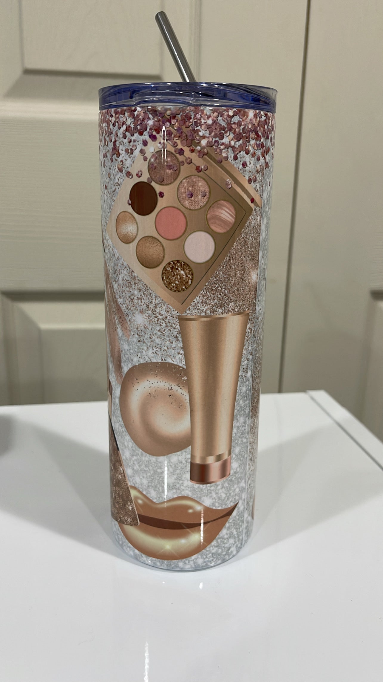 Glam tumbler