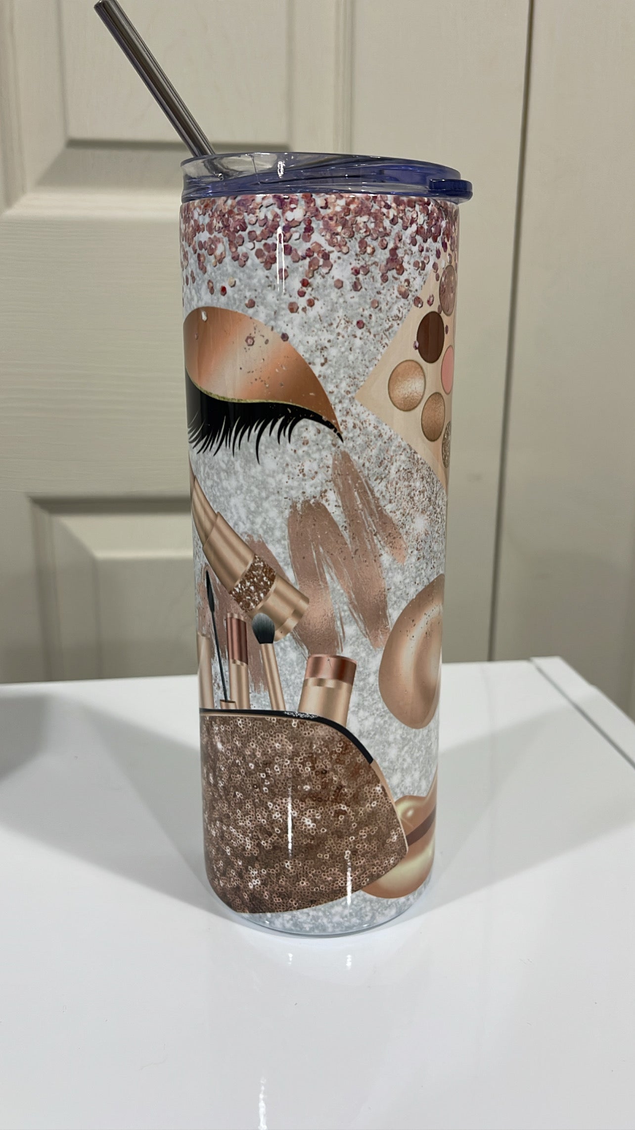 Glam tumbler